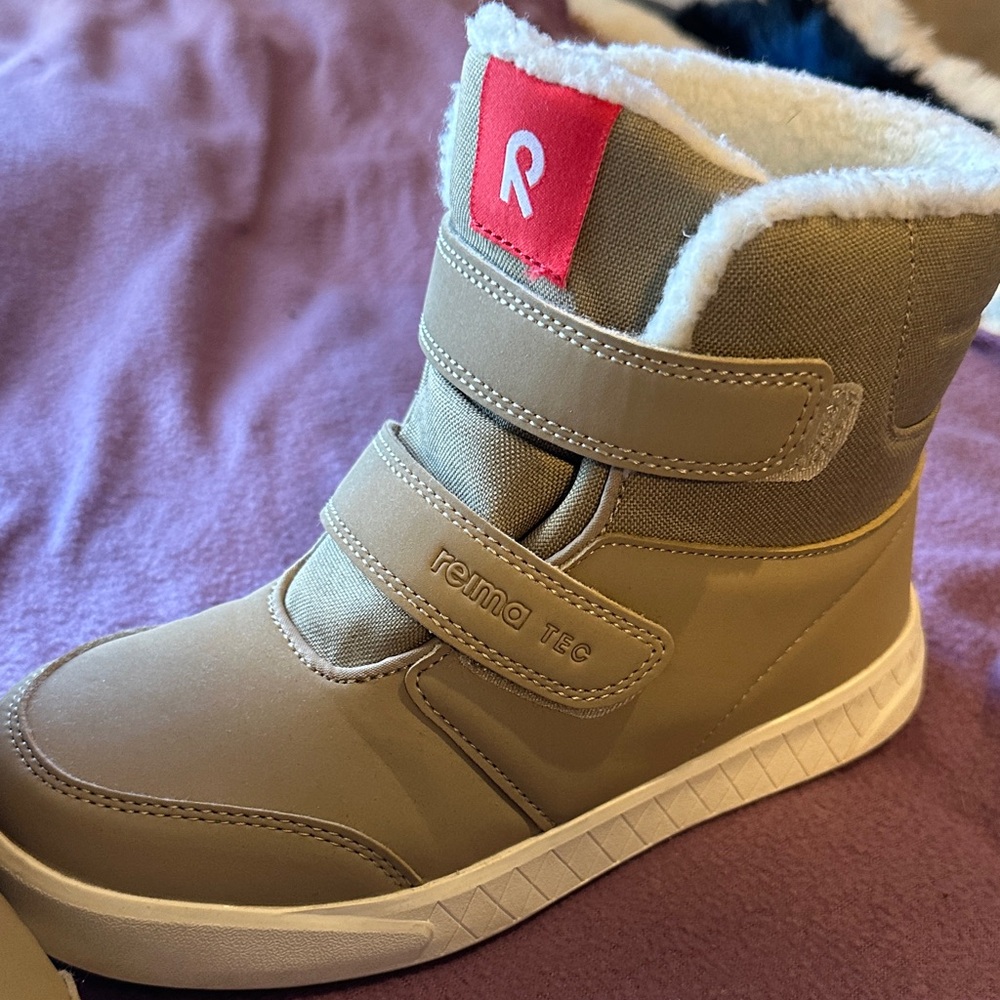 Kids Beige Winter Boots